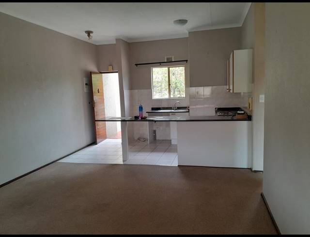 2 BEDROOM TOWNHOUSE FOR SALE IN EDEN GLEN